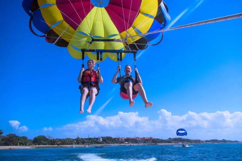 Parasailing in Andaman